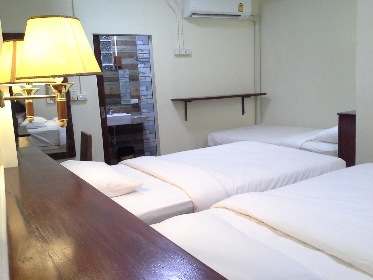 Bc Guesthouse Banglamphu Bangkok Exterior foto